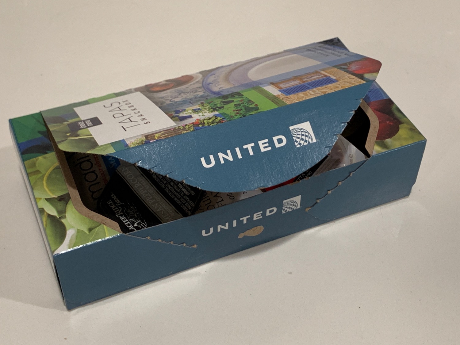 Exploring The Tapas Snack Box On United Live and Let's Fly