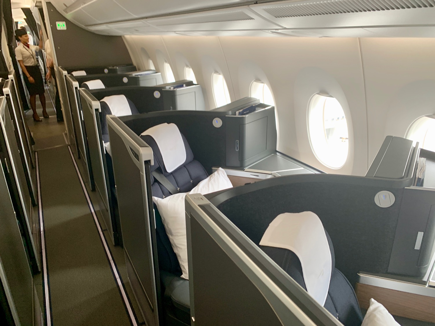 First Impressions: British Airways A350-1000 Club World Suites - Live ...