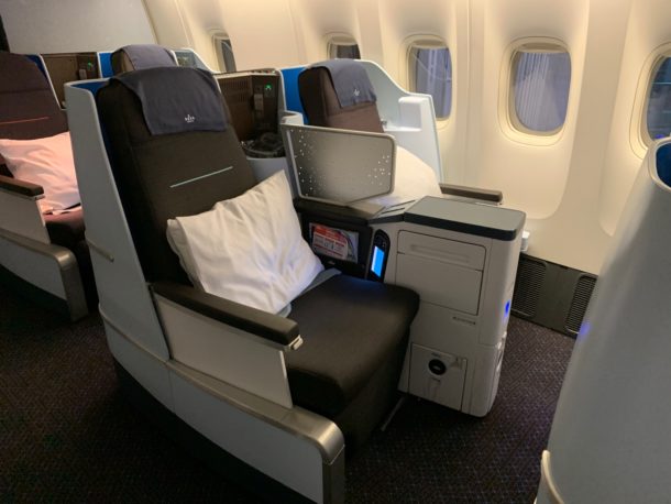 Review: KLM 777-300ER Business Class - Live and Let's Fly