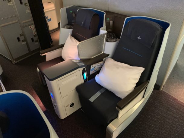 Review: KLM 777-300ER Business Class - Live and Let's Fly