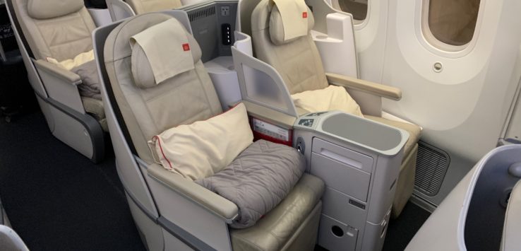 Royal Jordanian 787 Business Class Review