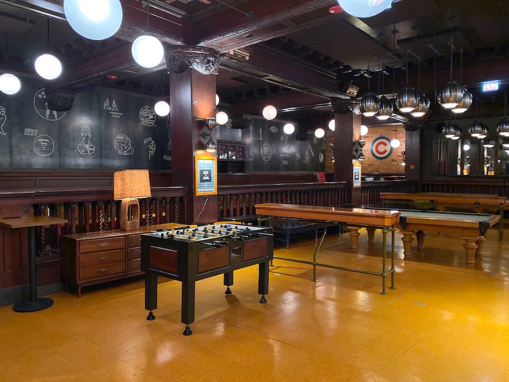 Review Chicago Athletic Association (Hyatt Unbound) Live and Let's Fly