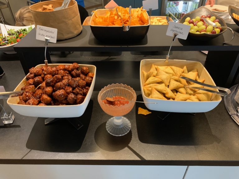 Review: Icelandair Saga Lounge Keflavík (KEF) - Live And Let's Fly