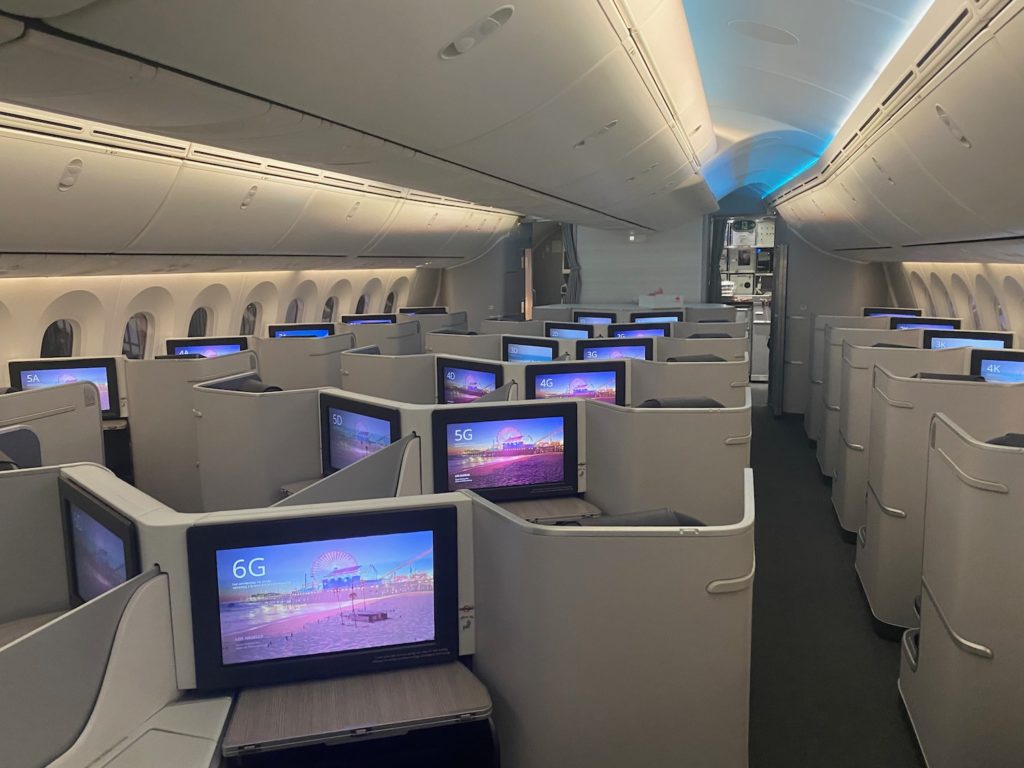 First Impressions: Air Canada 787 Business Class - Live and Let's Fly