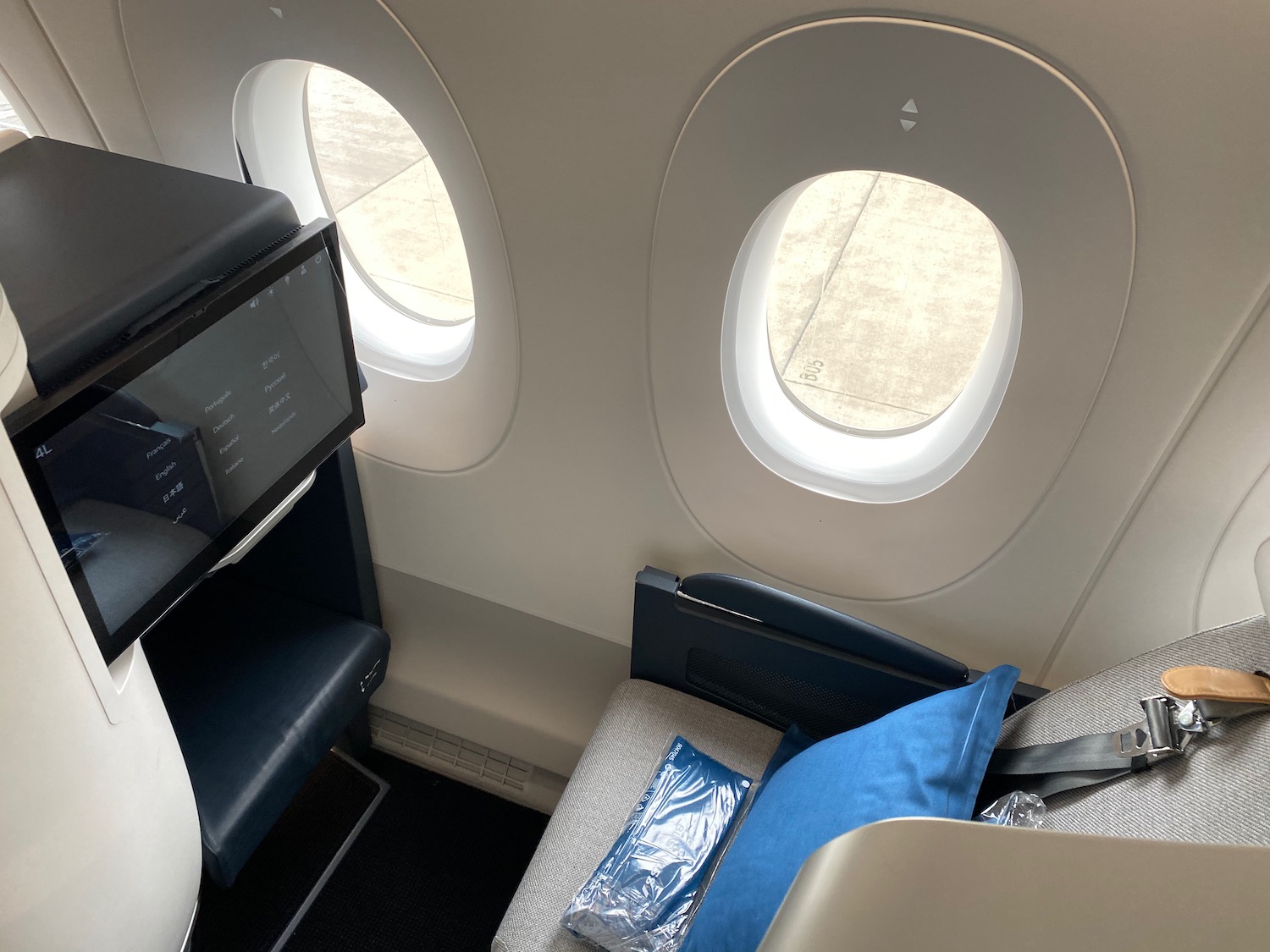 First Impressions Air France A350 Business Class Live And Lets Fly 8208