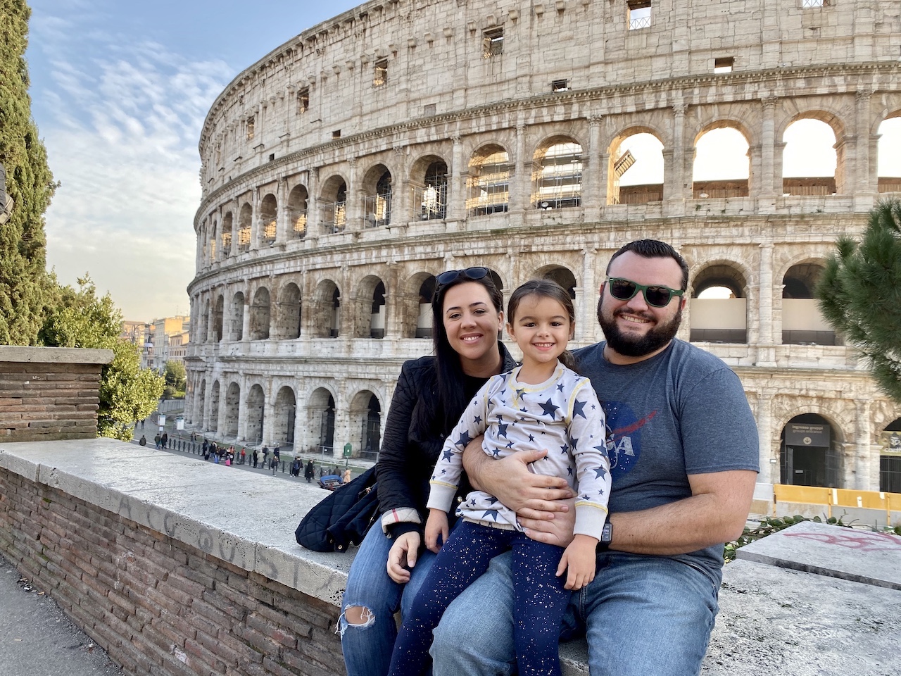 Quick family photos at Colosseo