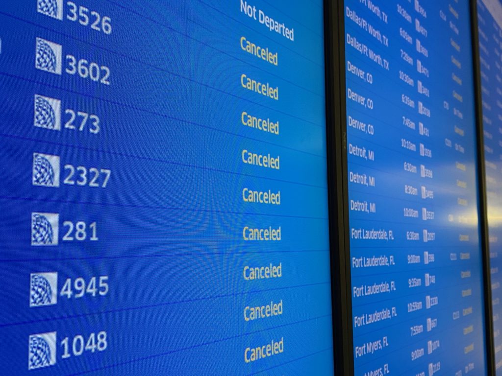United Airlines Warns Of Uptick In Cancellations And Decrease In New