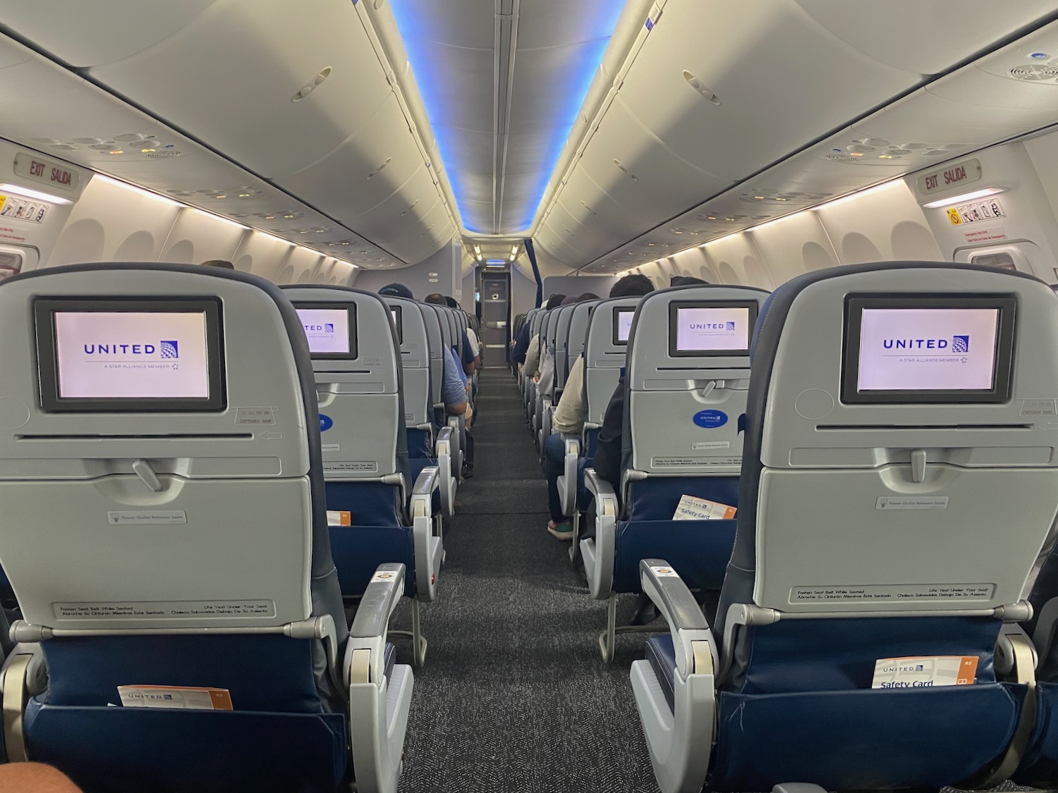 Sussing Out United Airlines' New Seats – Chicago Magazine