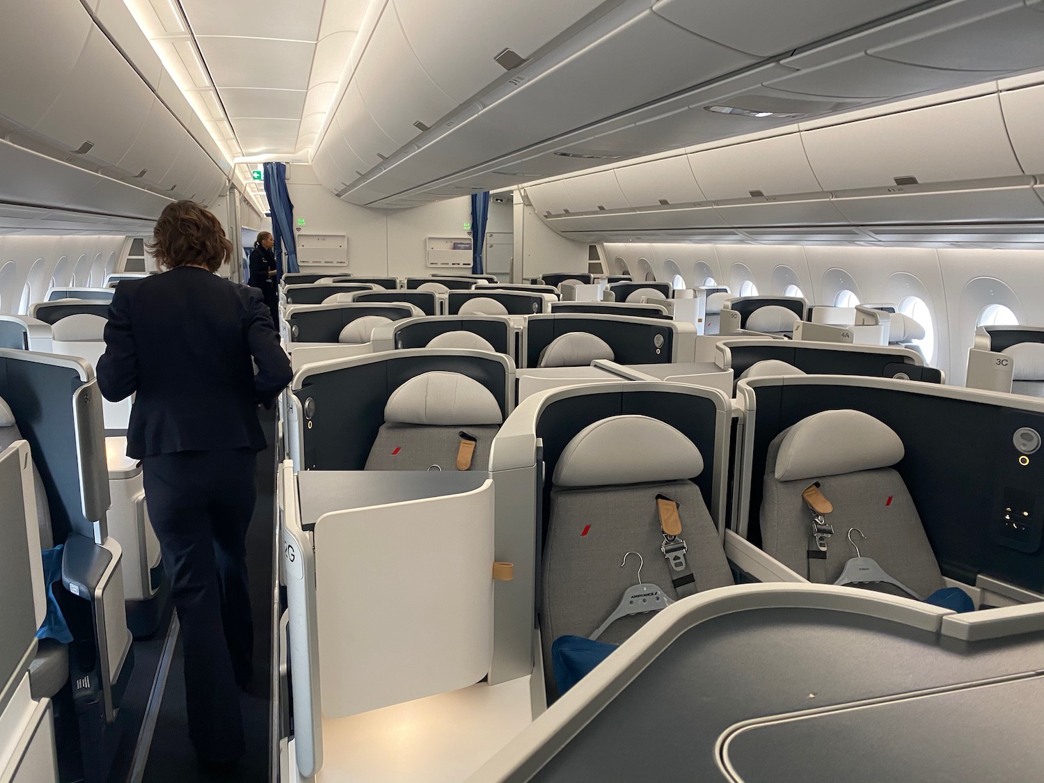 Review: Air France A350 Business Class - Live and Let's Fly