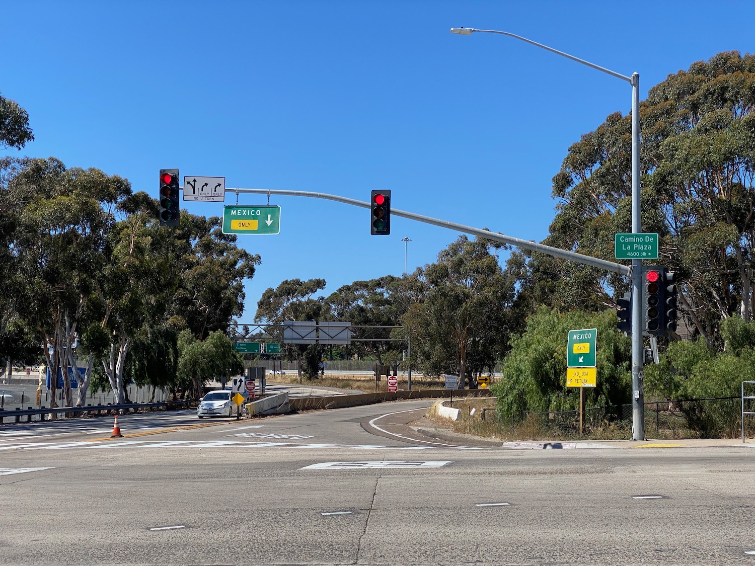 a street light on a street corner