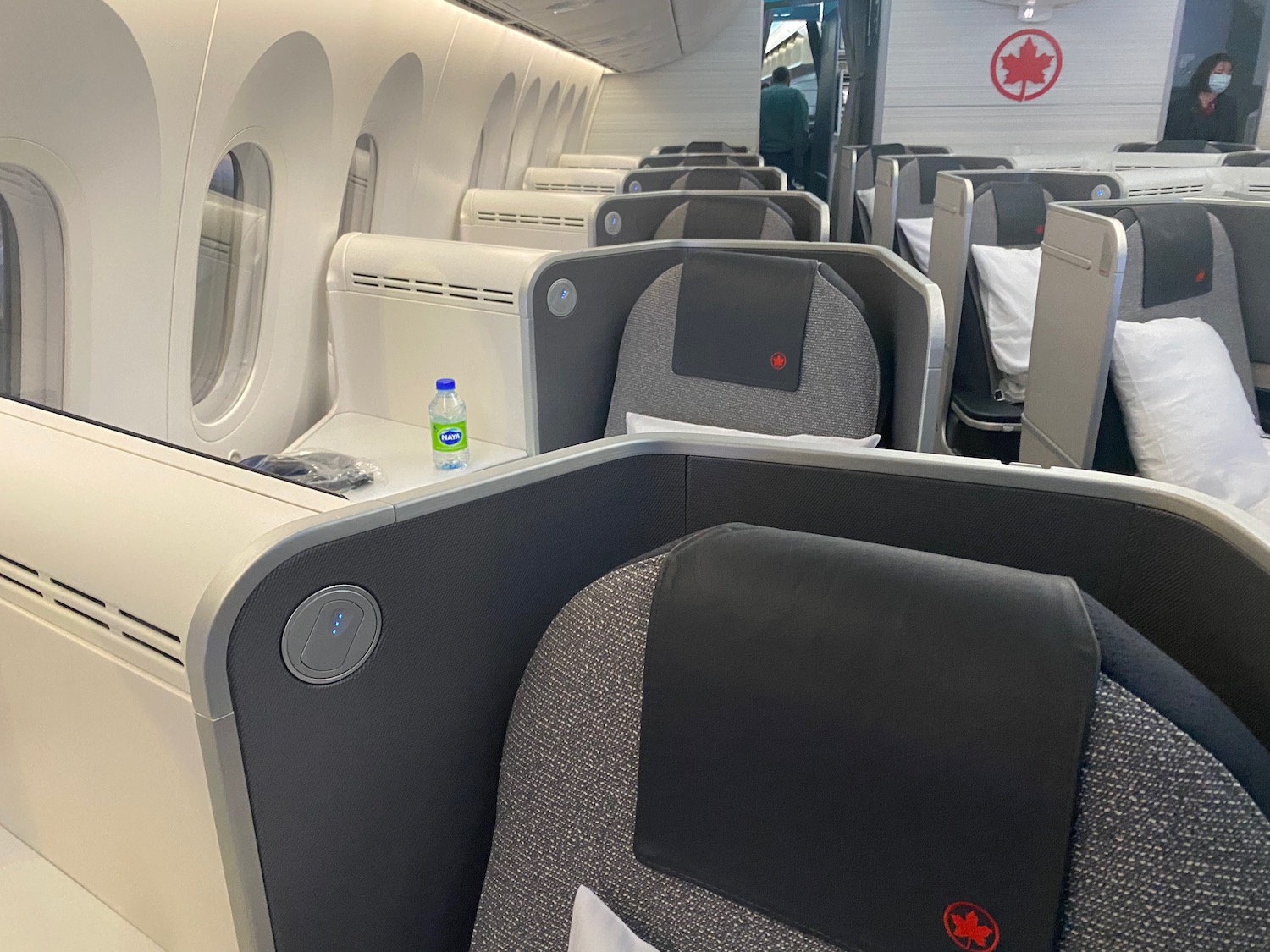 WestJet 787-9 business class is Air Canada's worst nightmare – SANspotter