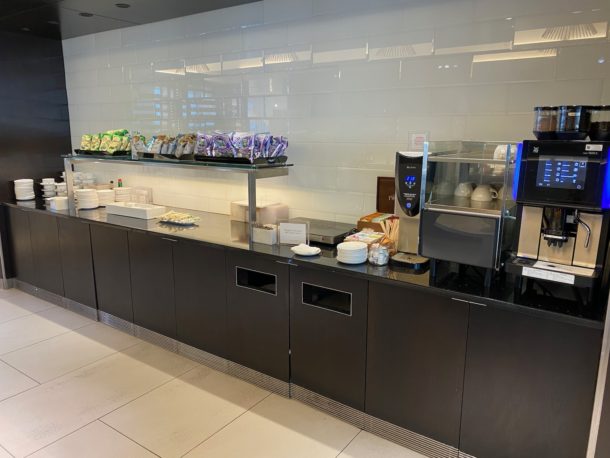 Review: British Airways Lounge Washington Dulles (IAD) - Live And Let's Fly