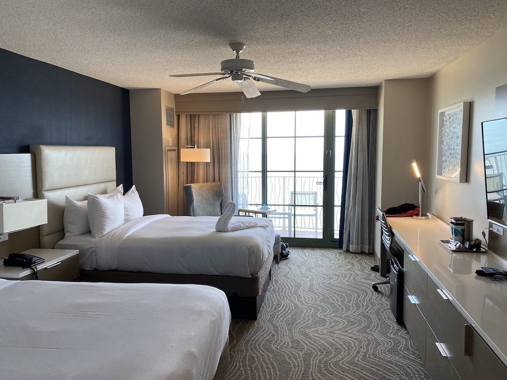 Hilton Virginia Beach Oceanfront standard guest room