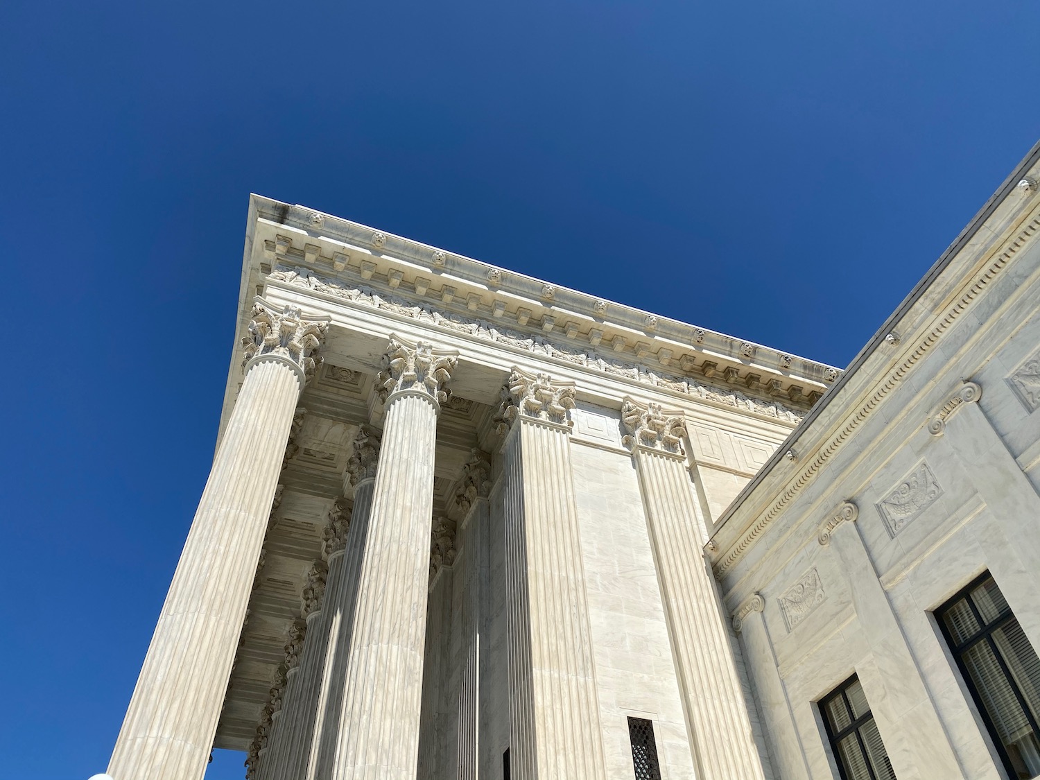 a white building with columns