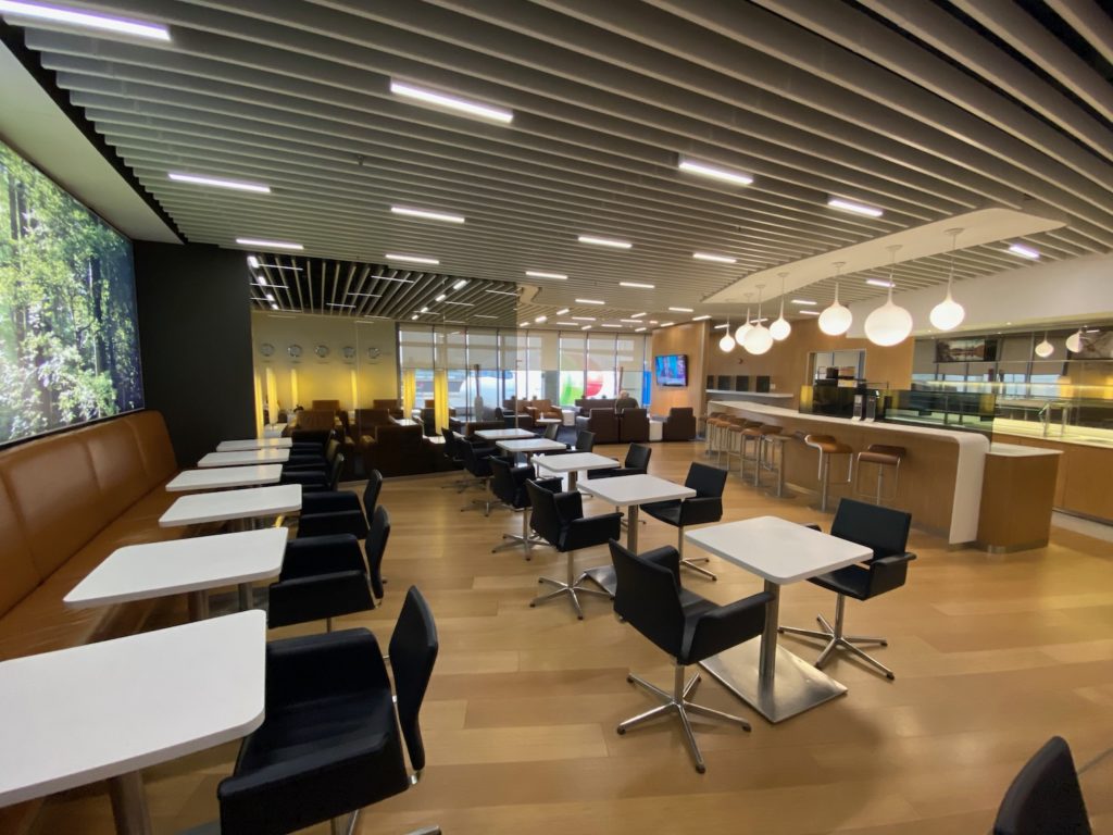 Review Lufthansa Lounge Newark (EWR) Live and Let's Fly