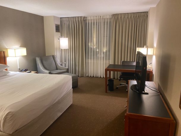 Review: Hyatt Rosemont (Near Chicago O'Hare) - Live and Let's Fly