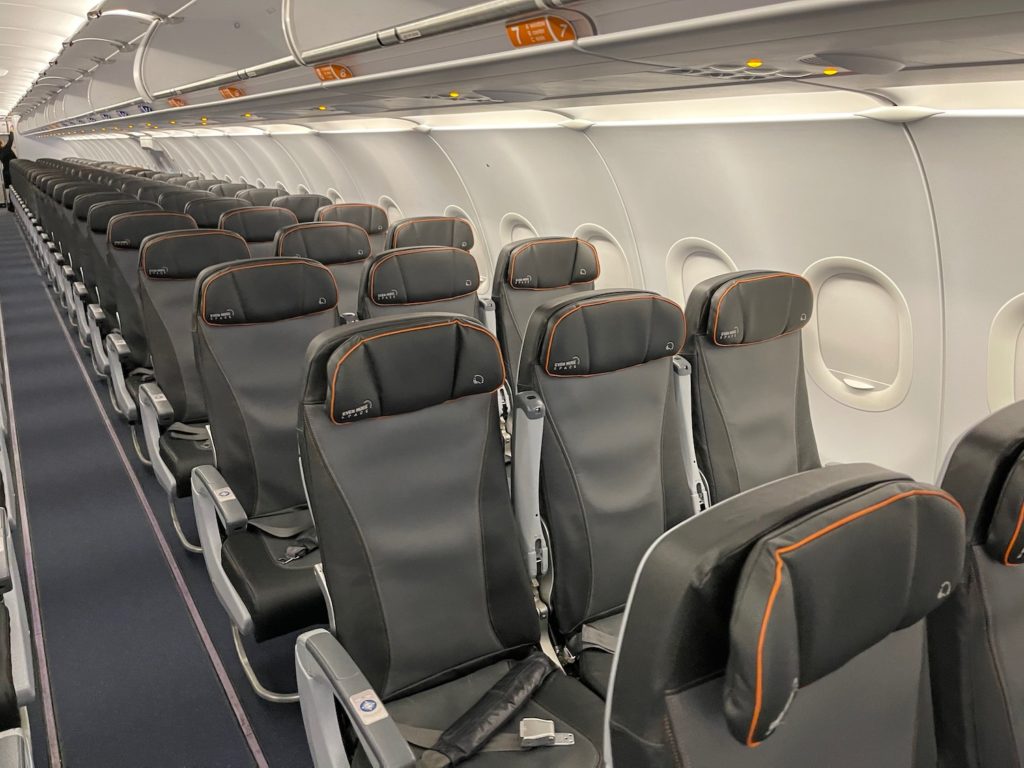 Review JetBlue A321 "Even More Space" Economy Class Live and Let's Fly