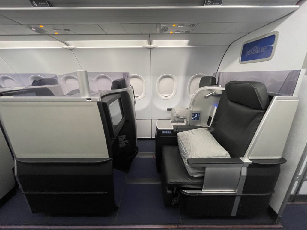 Review: Jetblue A321 Mint Business Class - Live And Let's Fly