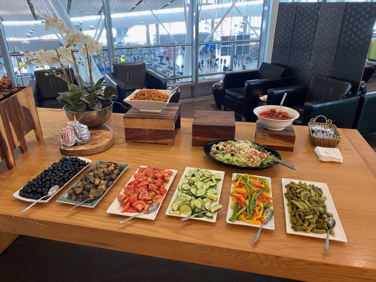 Review: South African Airways Lounge Cape Town (CPT) - Live and Let's Fly