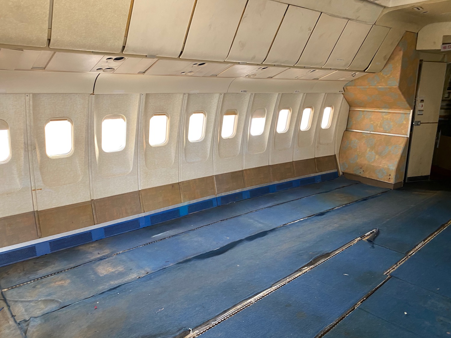 an airplane with windows
