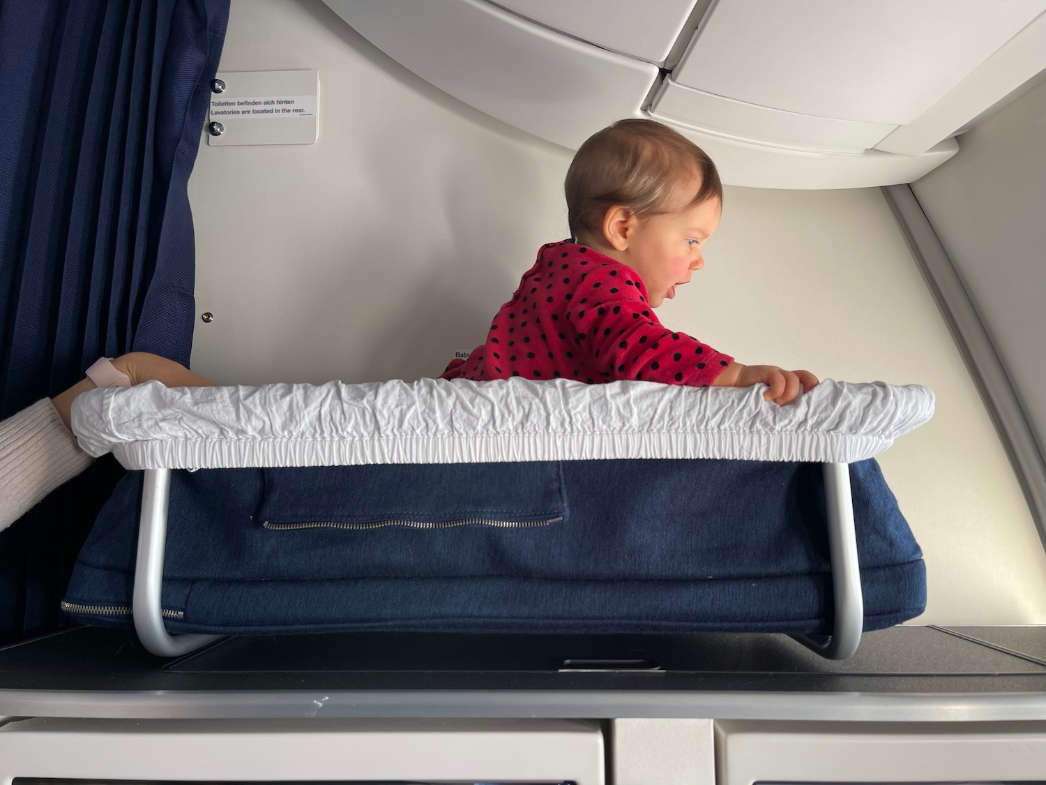 Bassinet lufthansa 2025