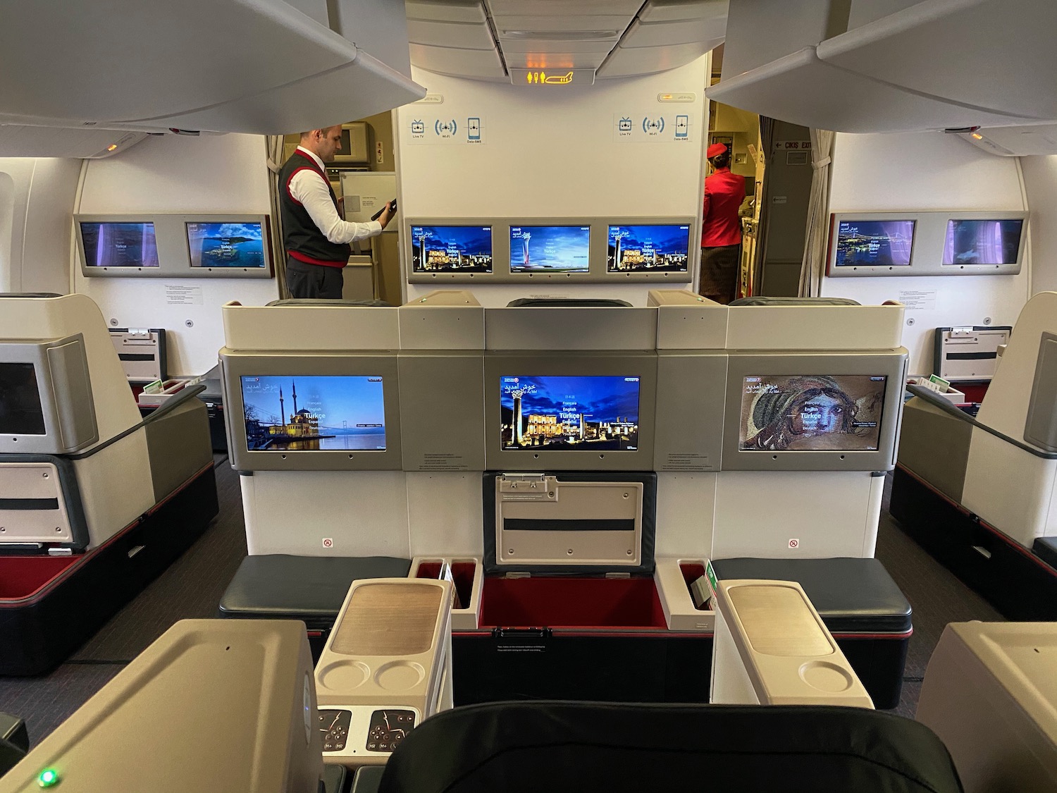 Review Turkish Airlines 777300 Business Class Live and Let's Fly