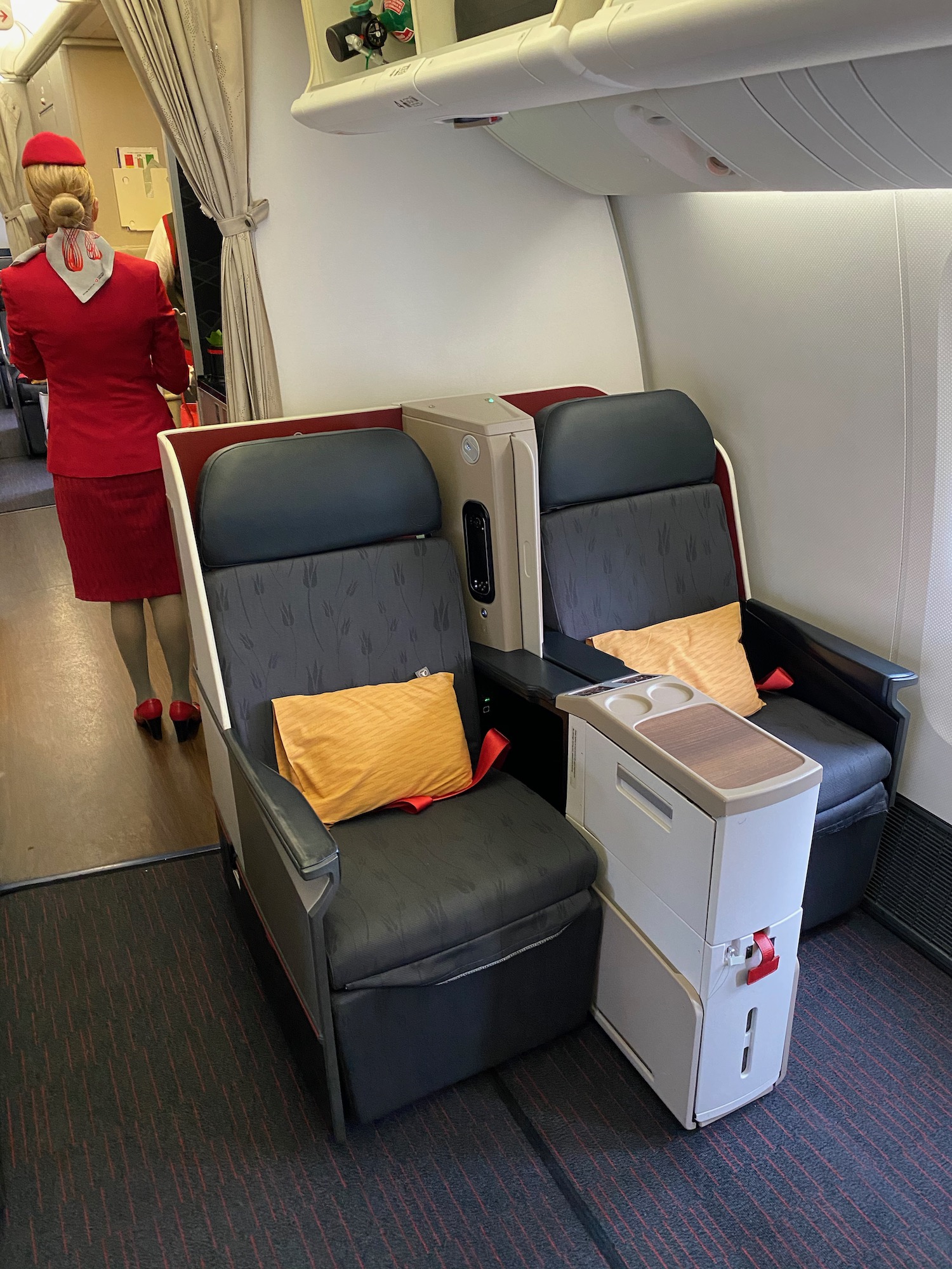 Review Turkish Airlines Business Class Live And Let S Fly