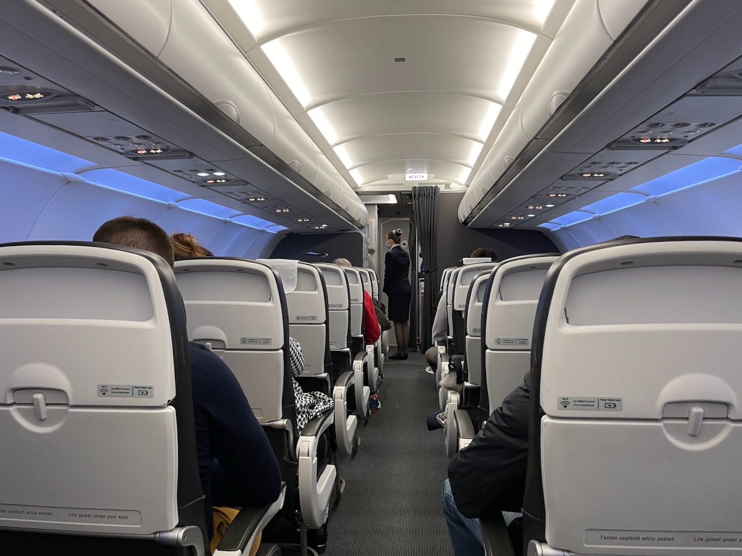 a row of seats on an airplane