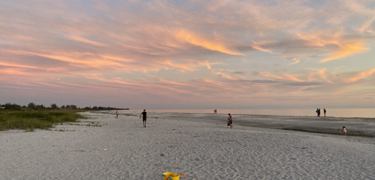 Sanibel sunset 5 best beaches of Fort Myers florida