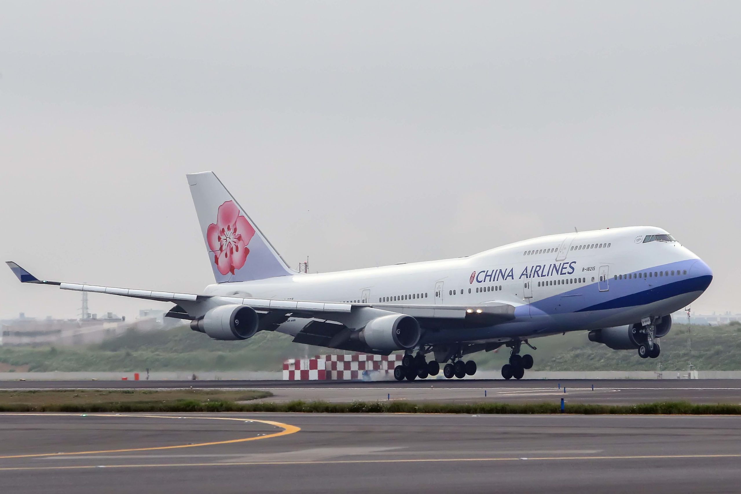 How China Airlines Said Goodbye To Boeing 747 - Live and Let's Fly