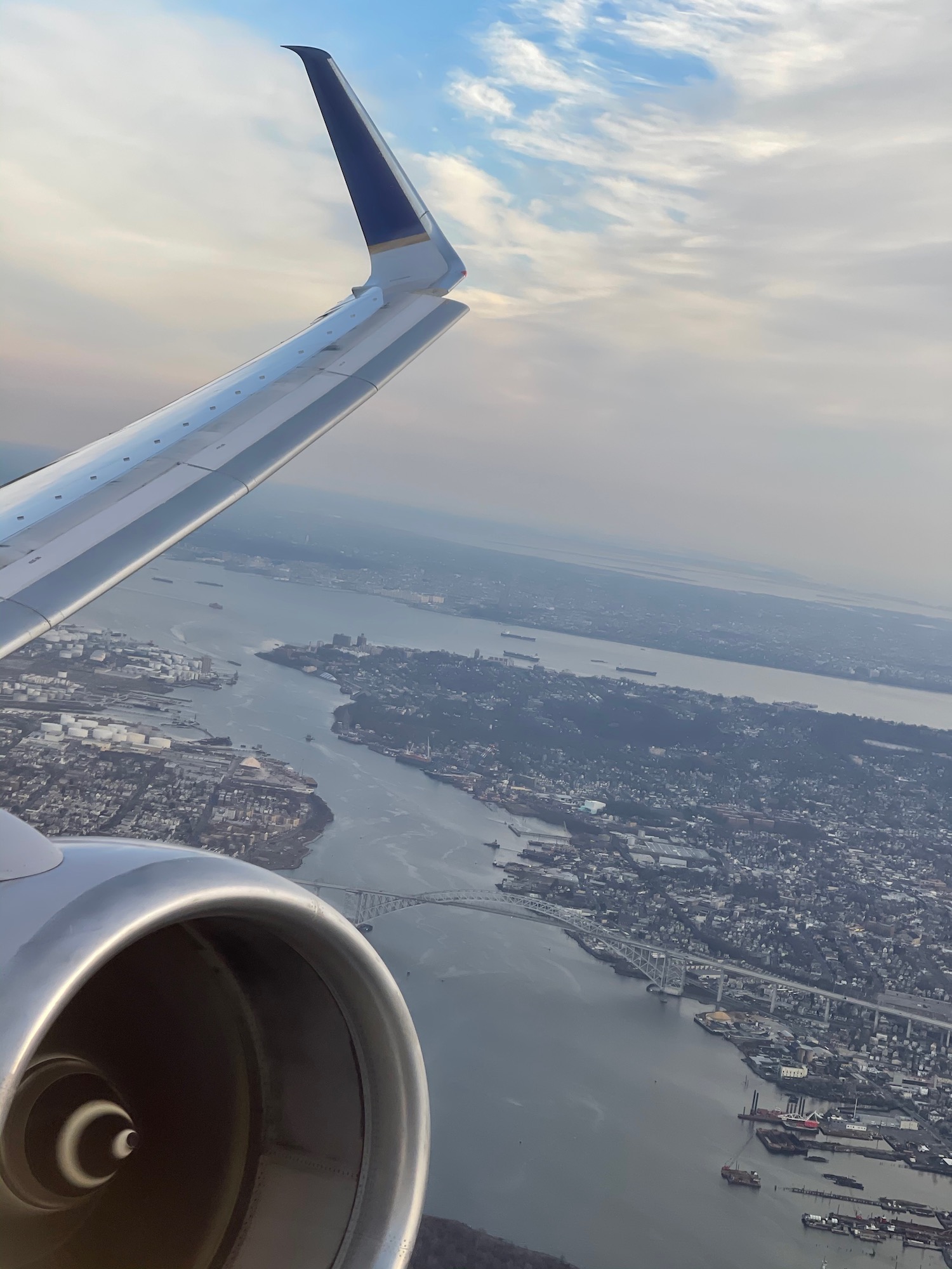 an airplane wing and water