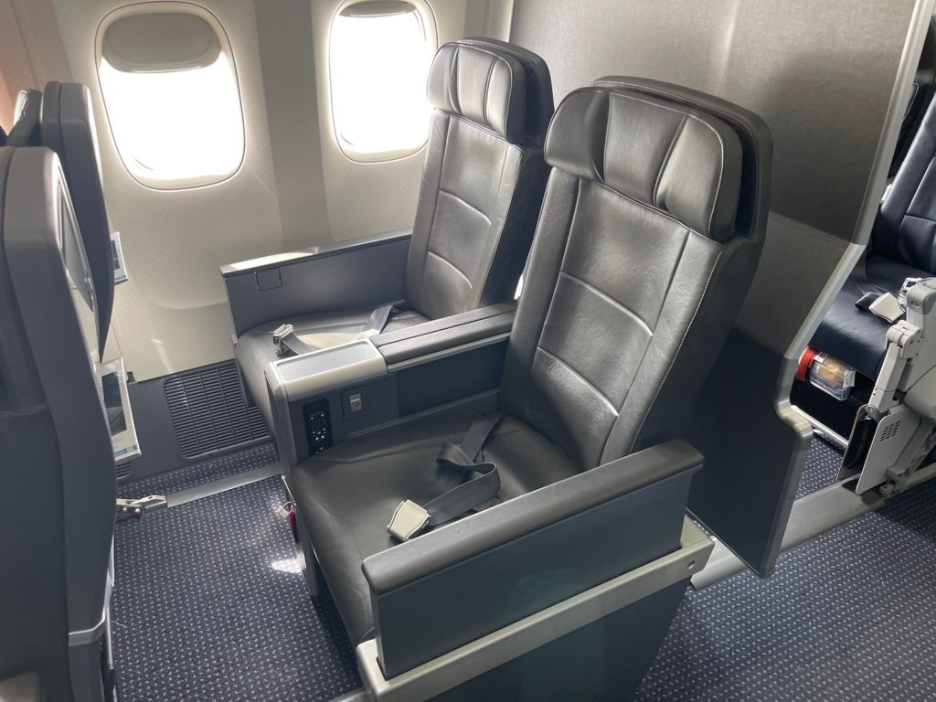 Review: American Airlines 777-200 Premium Economy - Live and Let's Fly