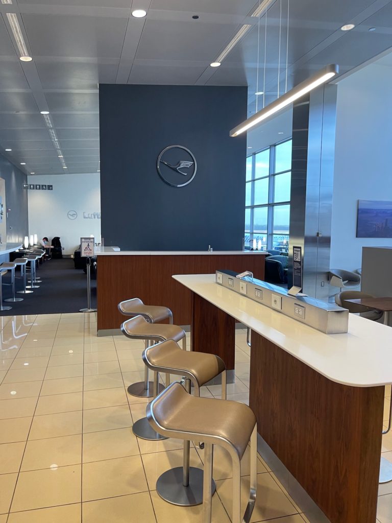 Review Lufthansa Lounge Washington Dulles (IAD) Live and Let's Fly