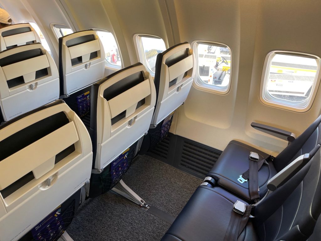 Review: Avelo Airlines 737-800 Burbank - Santa Rosa - Burbank - Live ...