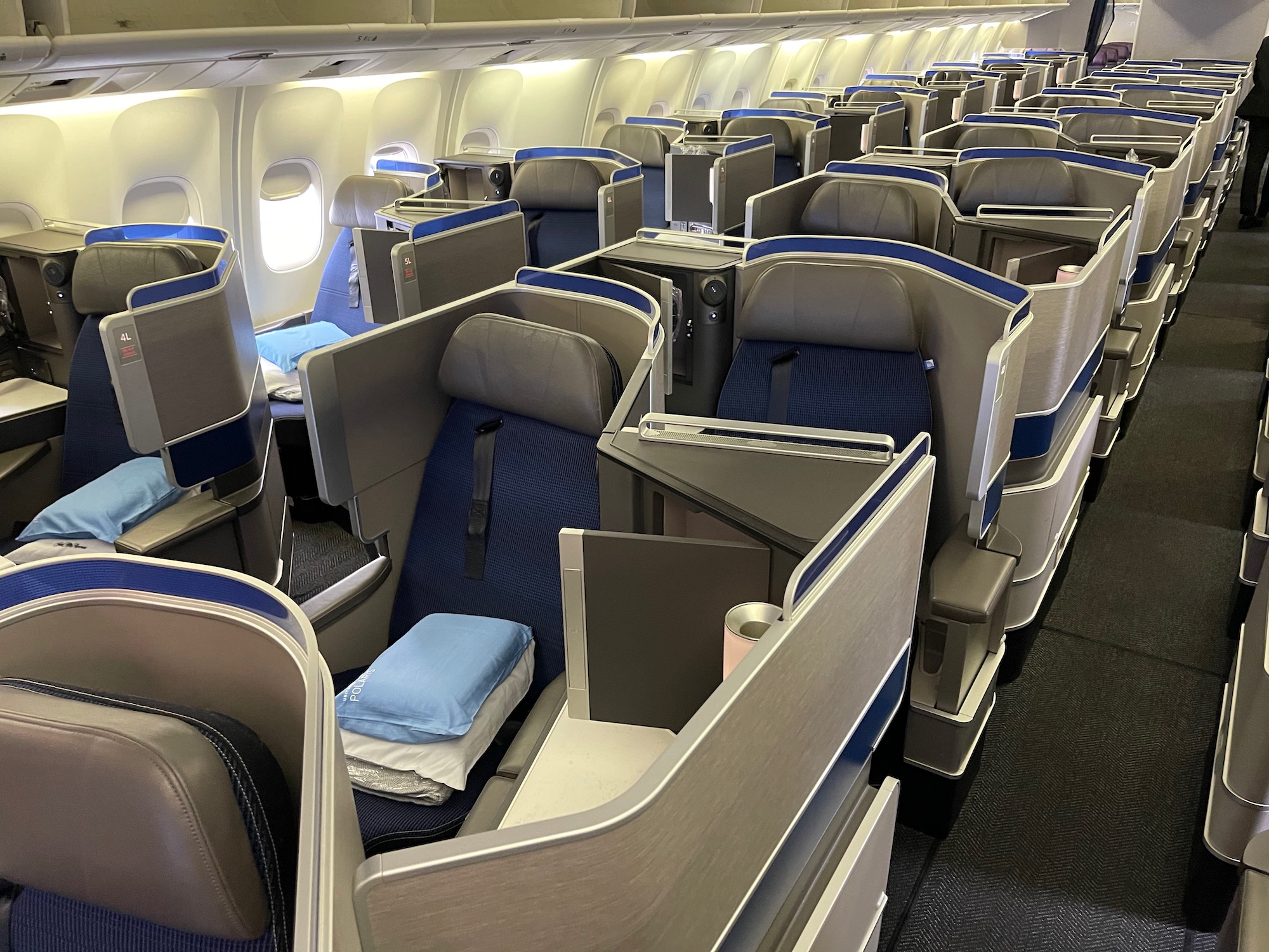 Best Seats On United Polaris Business Class Review 767 300 ...