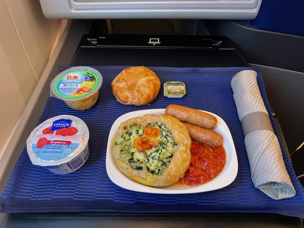 What Kind Of Food Does United Airlines Serve In Polaris Business Class