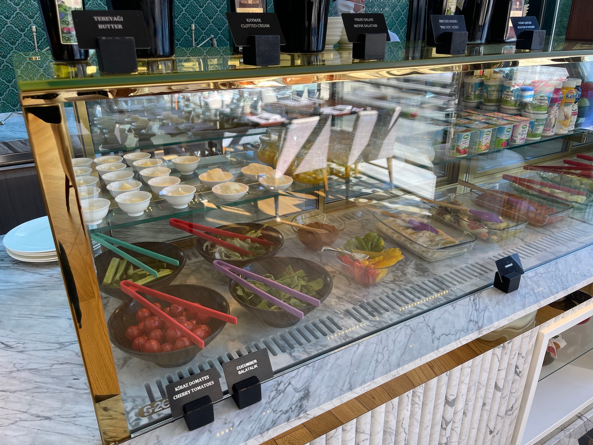 a glass case with food in it