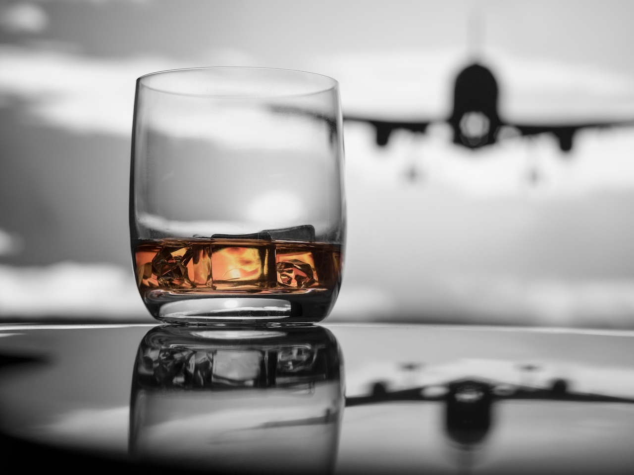 airline alcohol ban