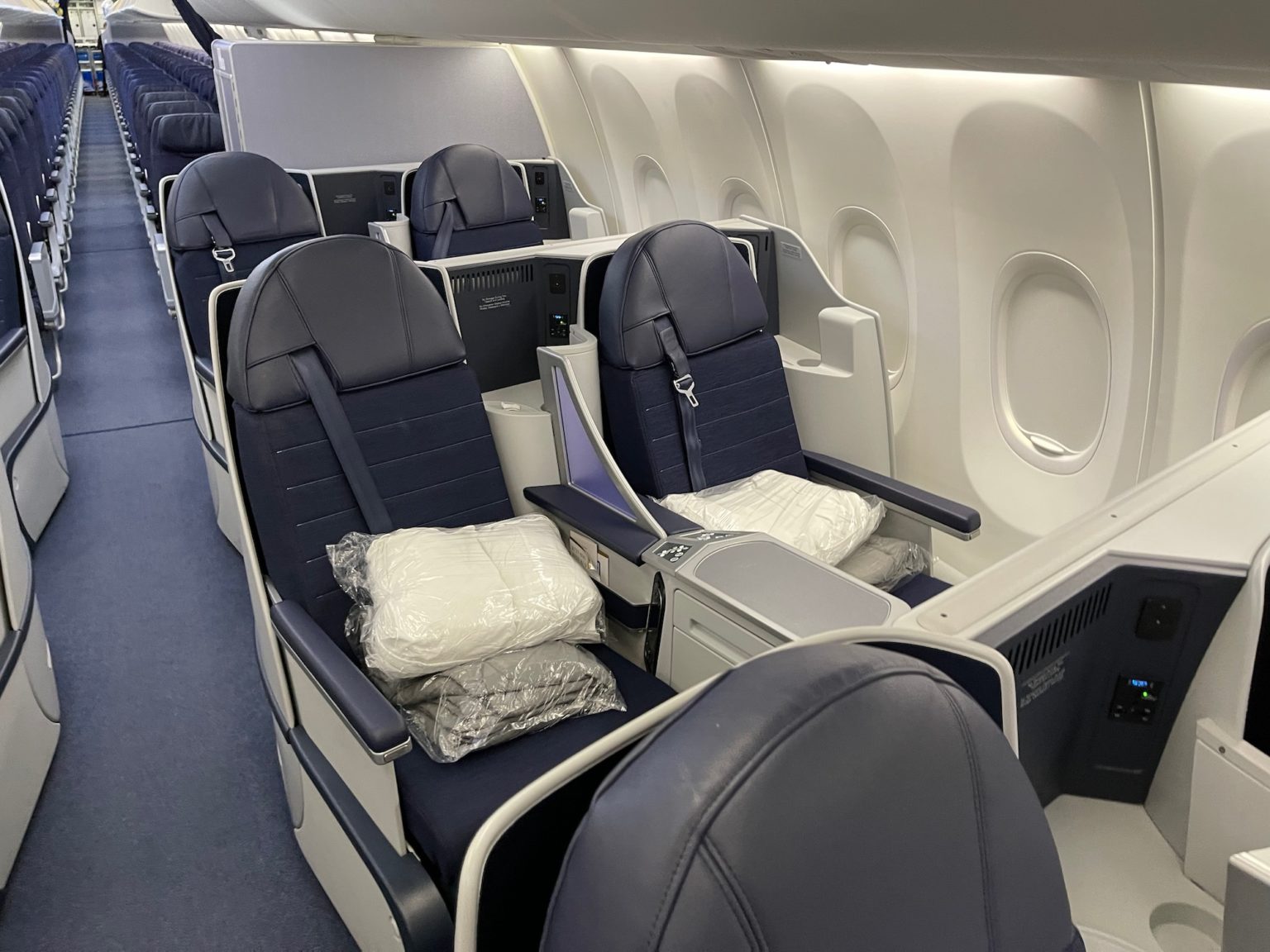 First Impressions: Copa 737 MAX Business Class - Live and Let's Fly