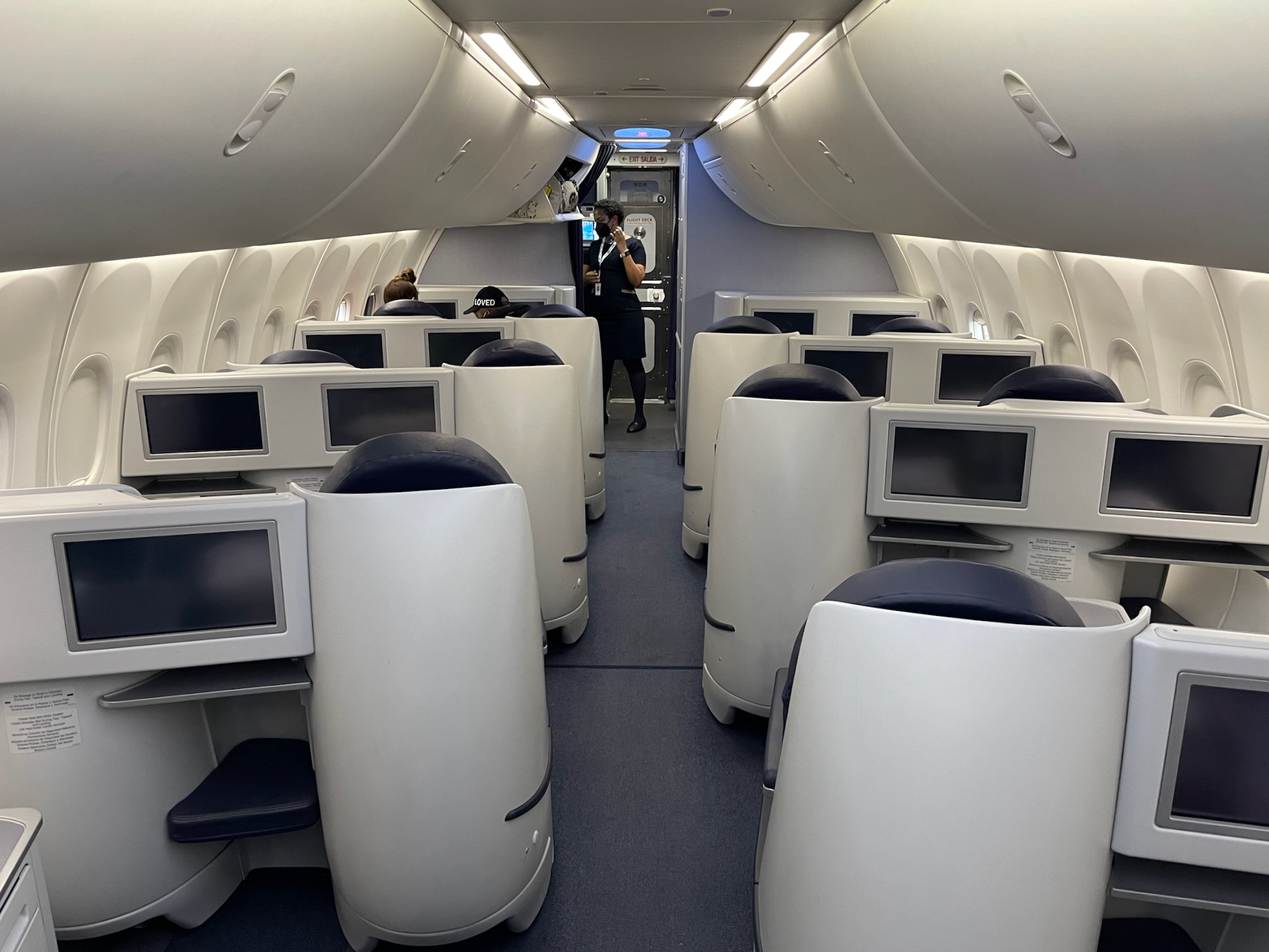 Review: Copa Airlines 737-800 Business Class - Live and Let's Fly