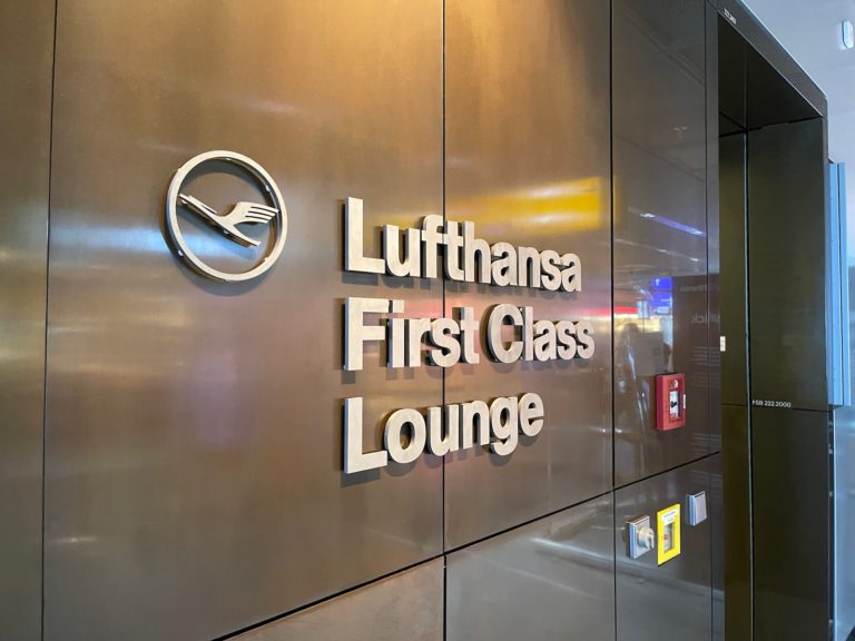 Lufthansa Will Close Frankfurt First Class Lounge When First Class ...