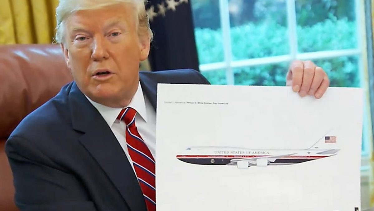 Trump Considers Painting His 757 To Look Like Air Force One Live