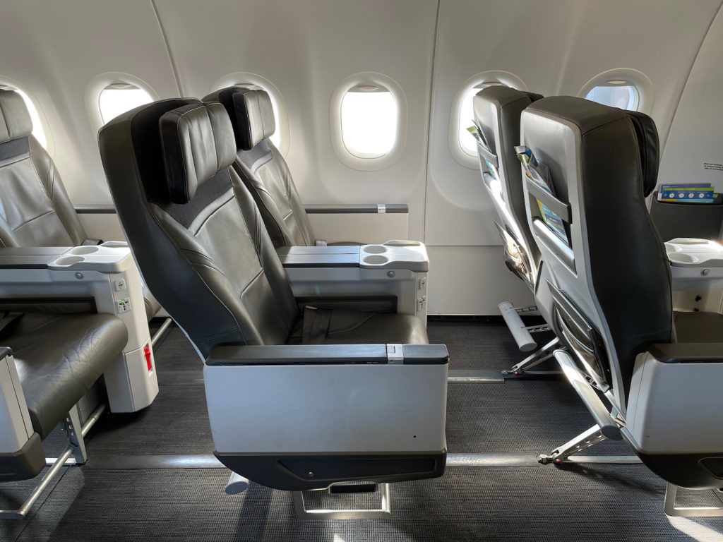 Review: Alaska Airlines A320 First Class - Live and Let's Fly