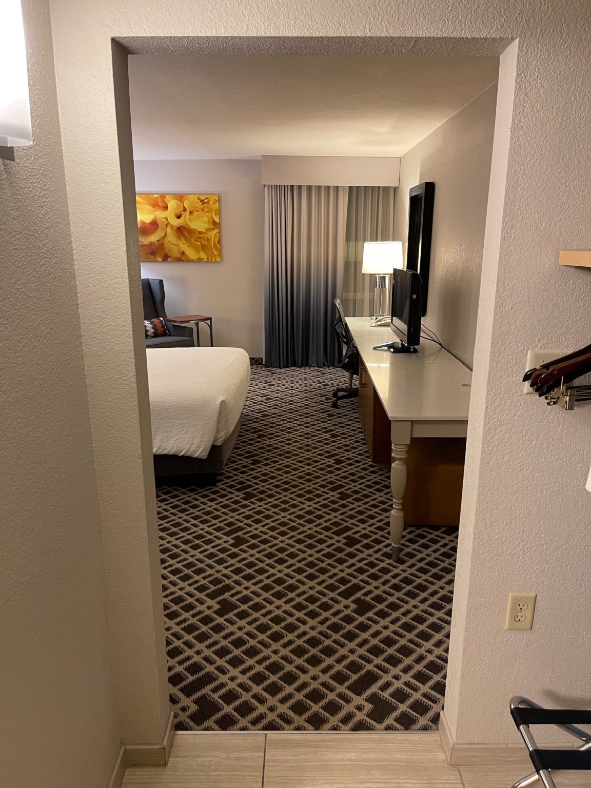 Review Hilton Garden Inn Dallas Market Center Live And Lets Fly 2225