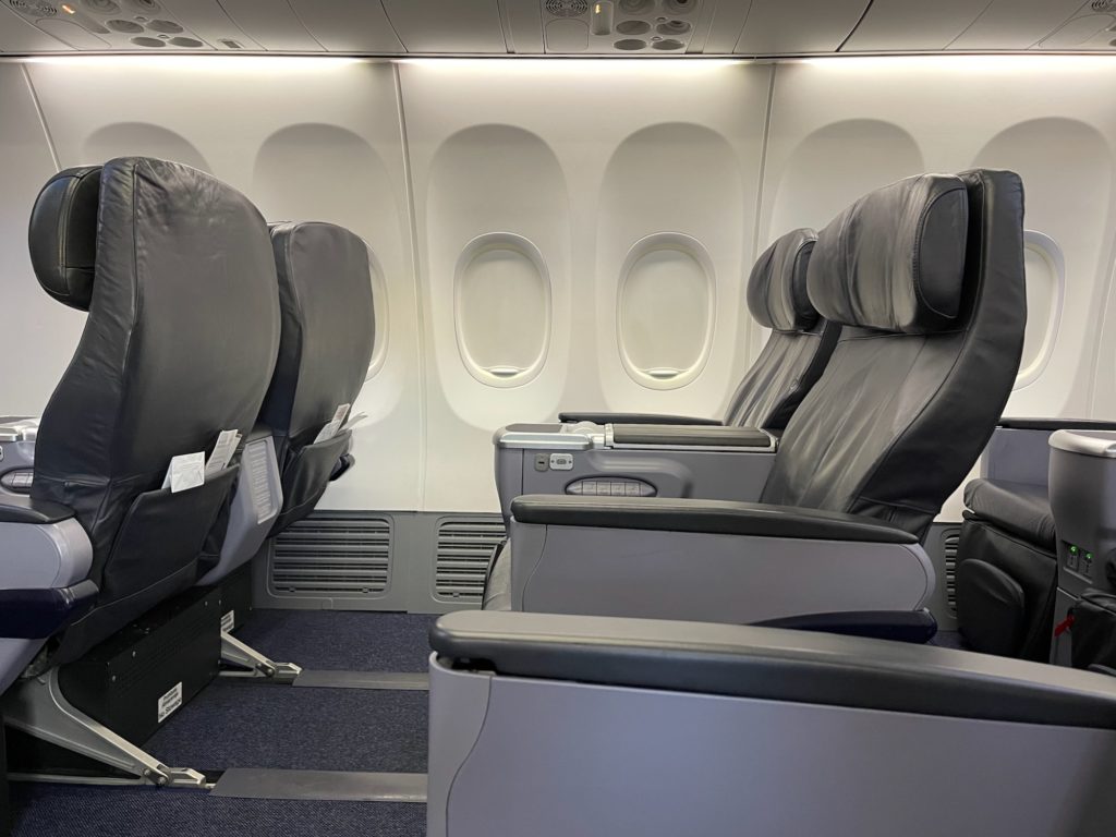 Review: Copa Airlines 737-800 Business Class - Live and Let's Fly