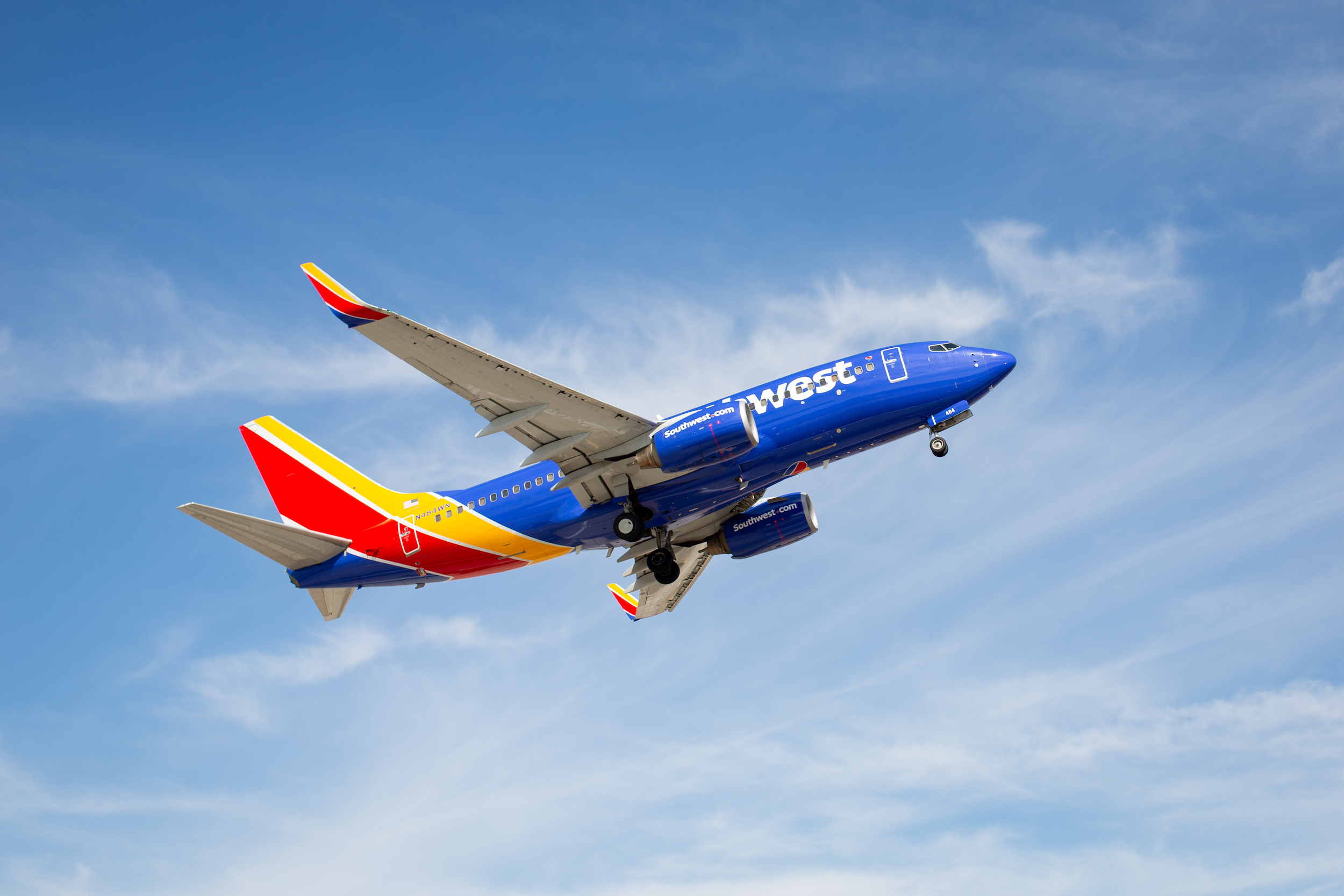 southwest-offers-companion-pass-to-new-cardholders-not-loyal-customers