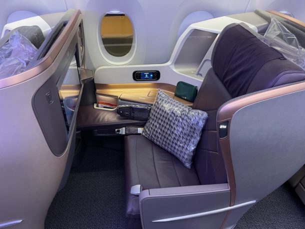 Review: Singapore Airlines A350 Business Class Singapore - Los Angeles ...