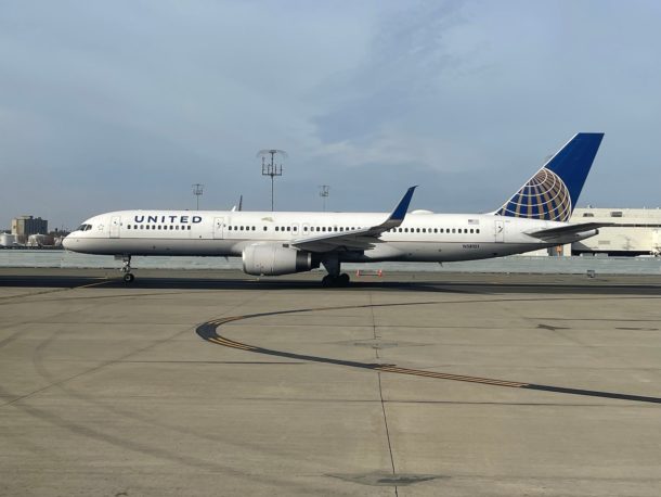 United Airlines Segment Run - Los Angeles To Washington Via Orlando And ...