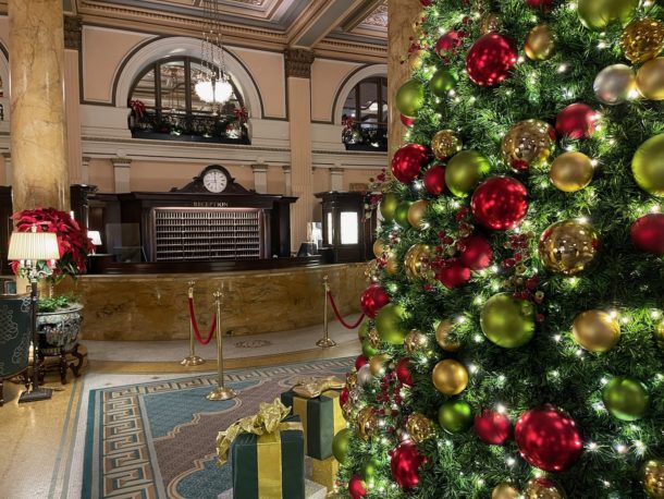 Photo Essay: Christmas At The Willard Hotel - Live and Let's Fly