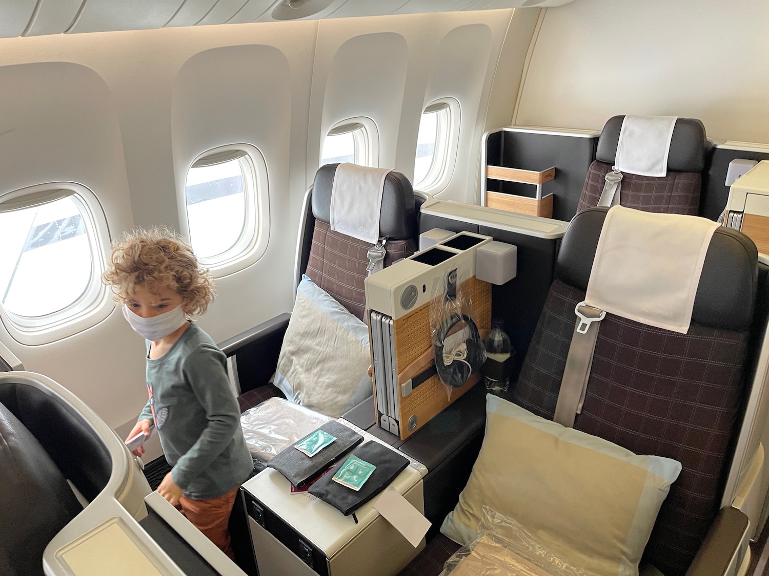 My Family Trip Home In SWISS 777-300ER Business Class